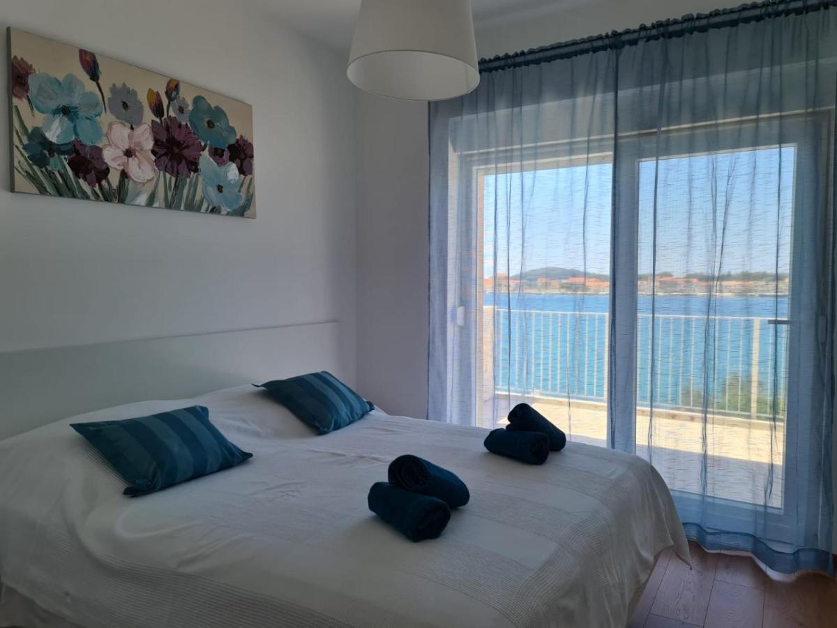 Apartments Juric Brodarica  Eksteriør billede